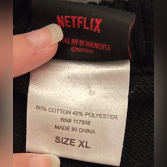 STRANGER THINGS ugly Christmas Sweater Netflix Officially Licensed  Mens XL - Picture 4 of 5